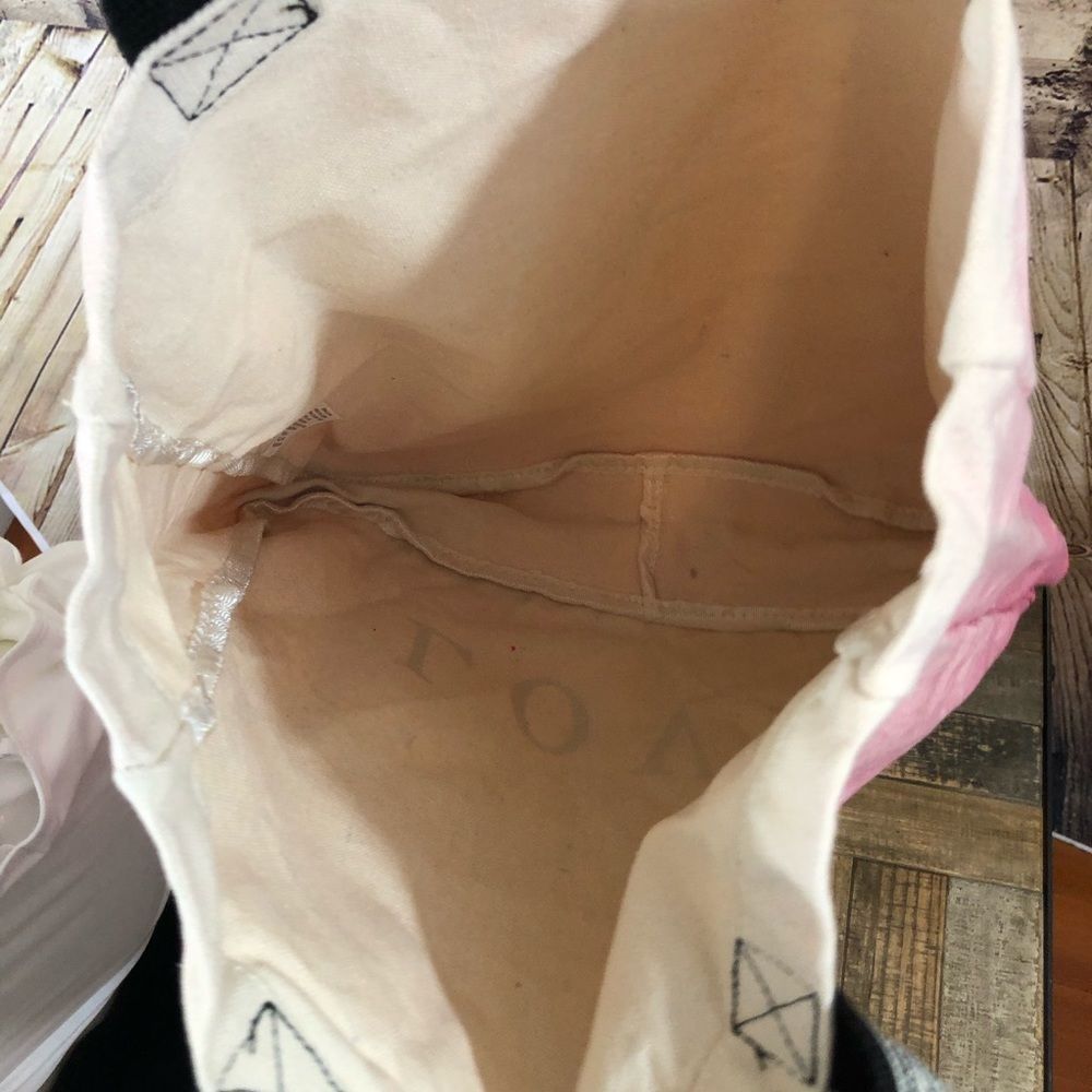 Pink ombré love tote - Picture 3 of 7